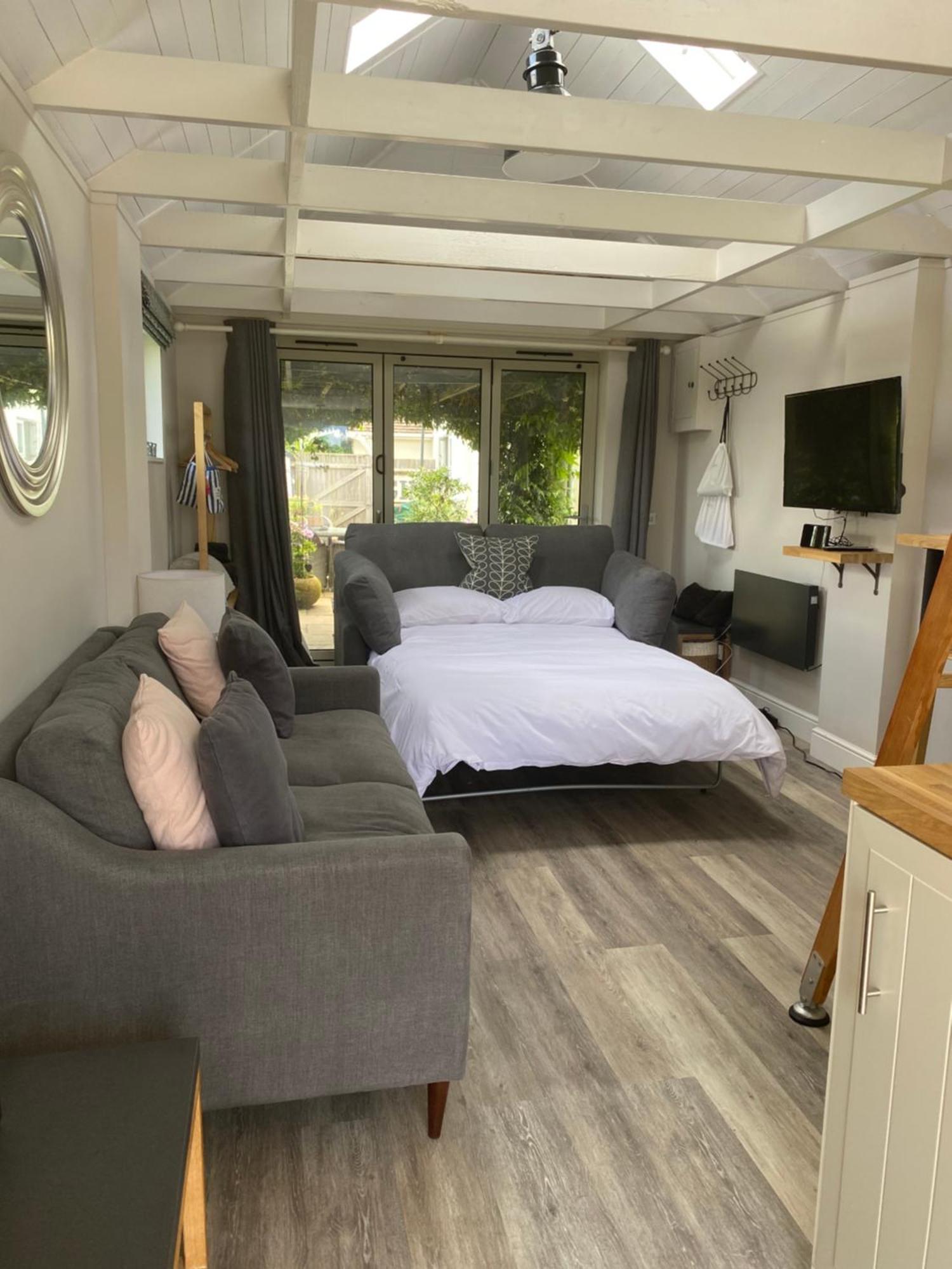The Nest Hotell Sway Exteriör bild